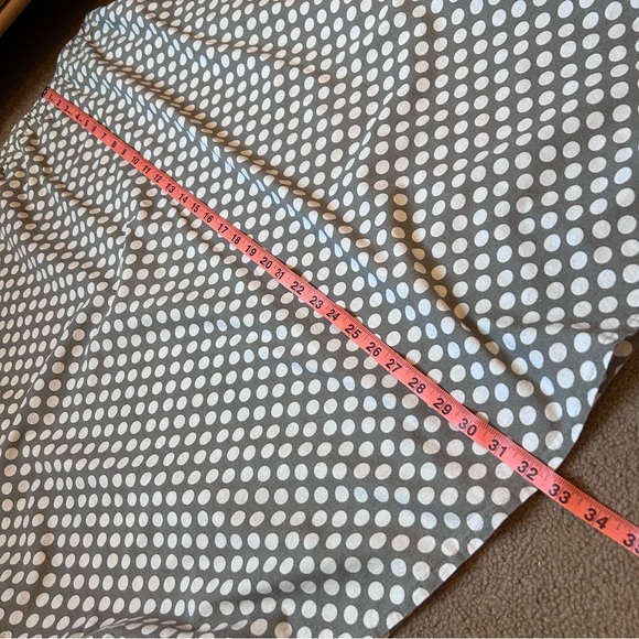 Gray & Cream Polka Dot Skirt - Picture 4 of 5